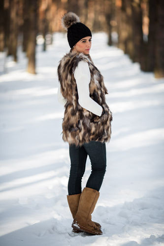 Futrzana kamizelka z naturalnego futra jenota