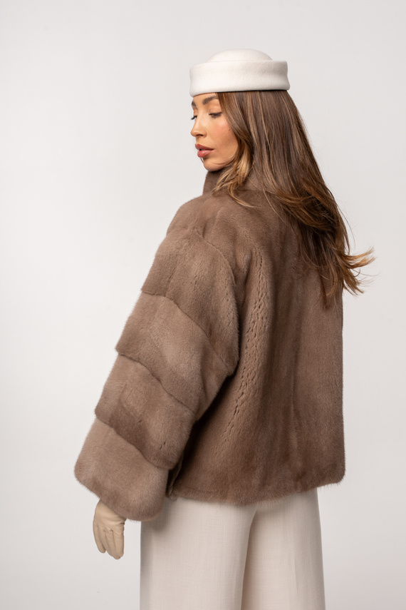 Beżowe futro z naturalnych norek pastel