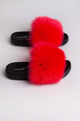 Jasno czerwone (neonowe) klapki damskie z naturalnym futrem z lisa