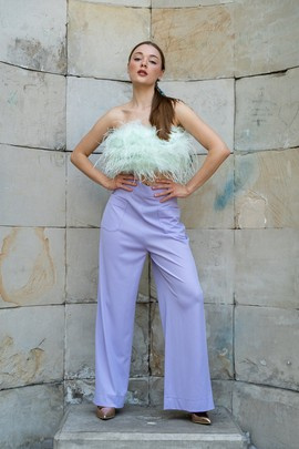 Ekstrawagancki top z piórami