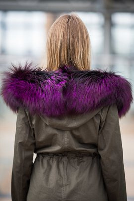 Obszycie na kaptur z naturalnego futra z jenota.