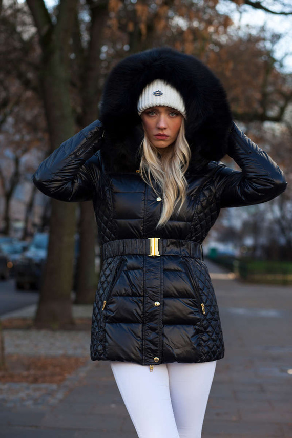 Czarna kurtka puchowa Beam Belt Black