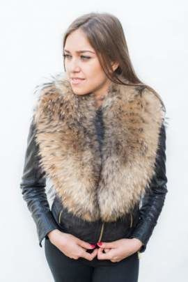 Kołnierz z naturalnego futra jenota