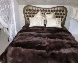 Narzuta z naturalnego futra lisa