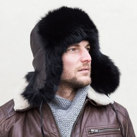 Myśliwska czapka futrzana z naturalnego futra lisa w kolorze czarnym