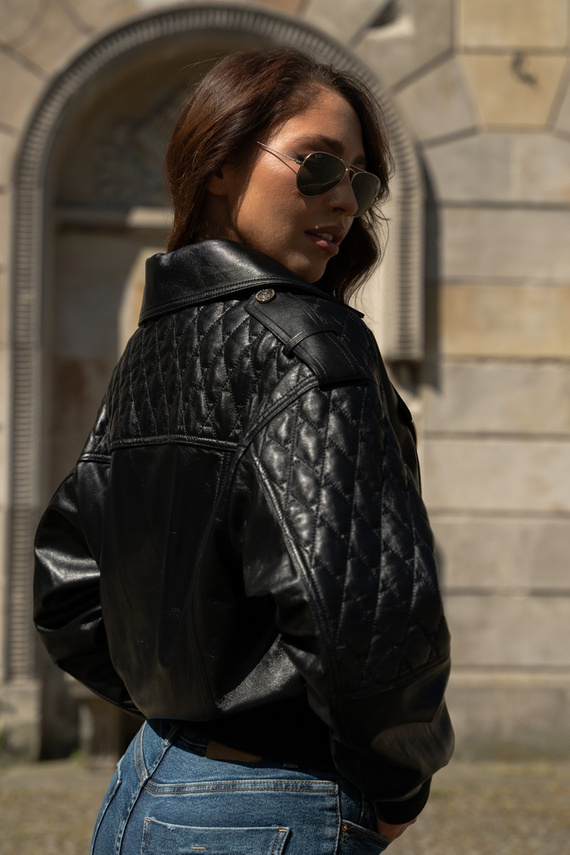 Czarna skórzana ramoneska damska 