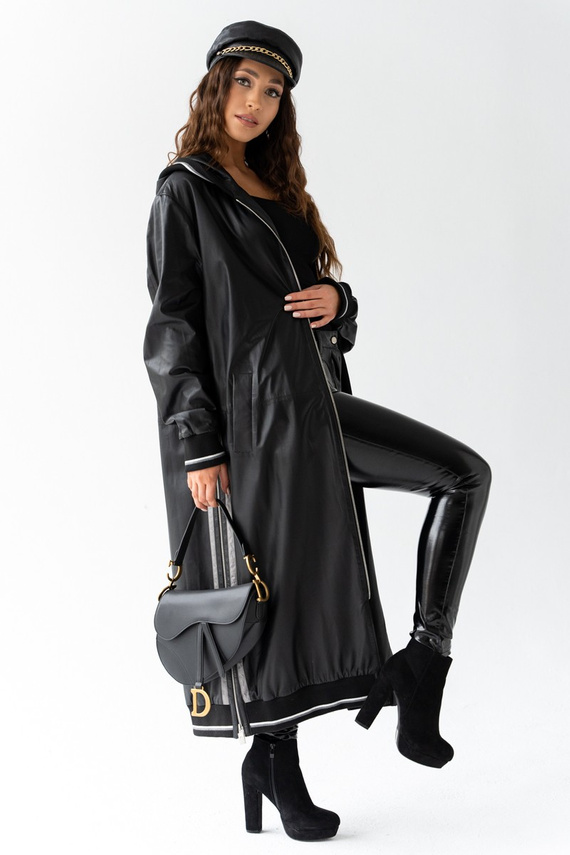 Płaszcz damski skórzany w kolorze czarnym