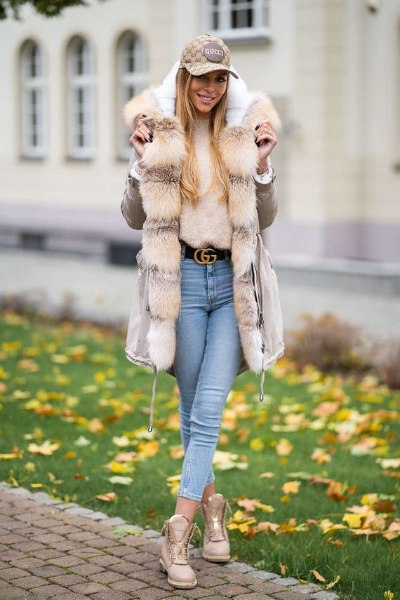 Beżowa parka z obszyciem z białej norki i lisa Gold Island