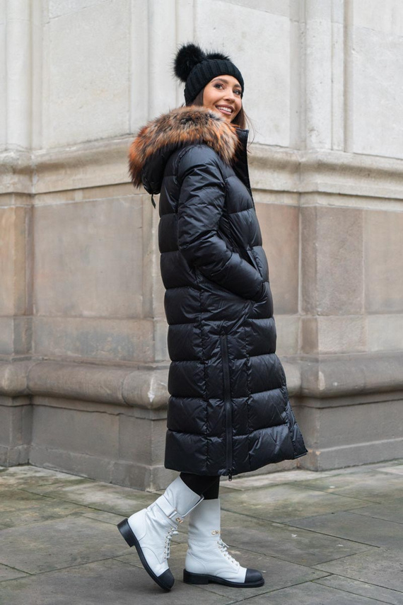Czarna kurtka Duna z futrzanym kapturem