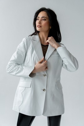 Biała, ekskluzywna marynarka damska