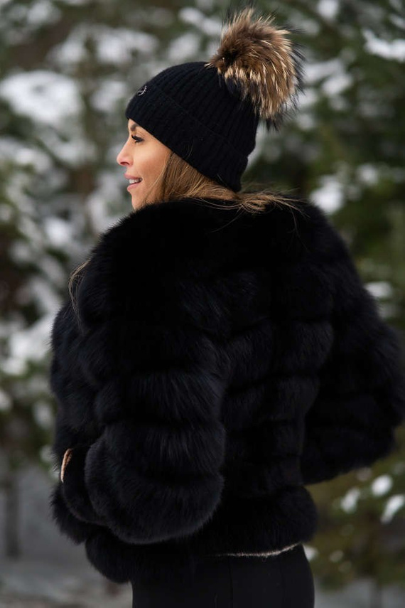 Czarne futro damskie z naturalnego lisa