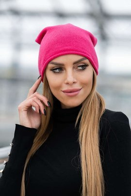 Różowa czapka z wełny merino z dodatkiem kaszmiru