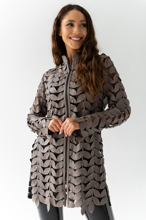 Lekki płaszcz wiosenny - skórzane listki