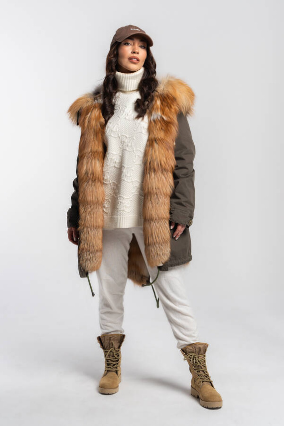 Khaki kurtka parka obszyta naturalnym futrem z lisa płomienistego