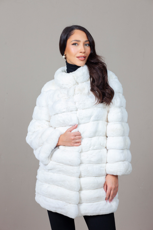 Białe futro z szynszyli naturalnych