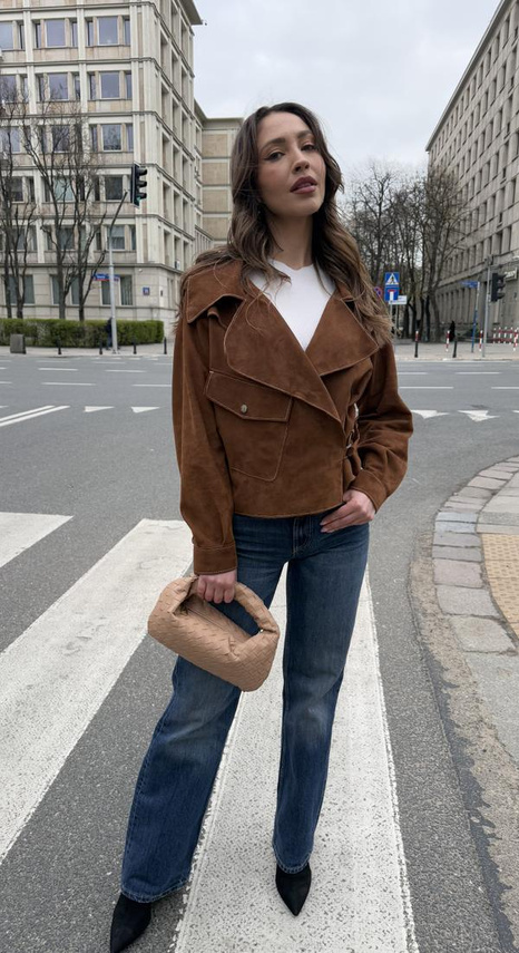 Zamszowa kurta w odcieniu brązu