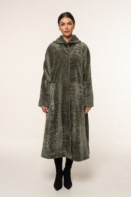 Naturalny oliwkowy kożuch ze skór jagnięcych