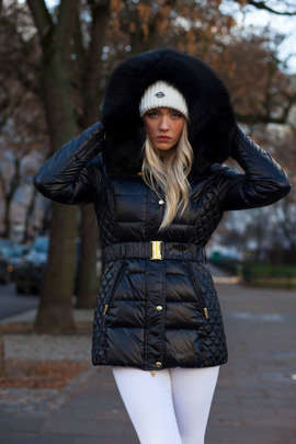 Czarna kurtka puchowa Beam Belt Black