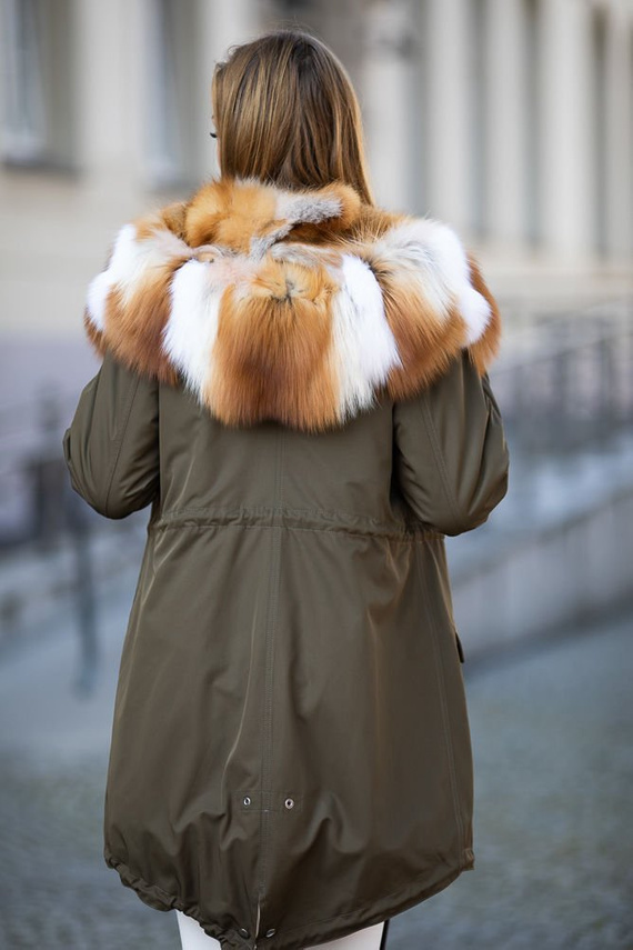 Parka damska obszyta naturalnym futrem lisa płomienistego