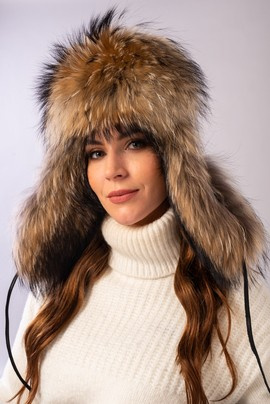 Futrzana uszanka z naturalnego futra jenota
