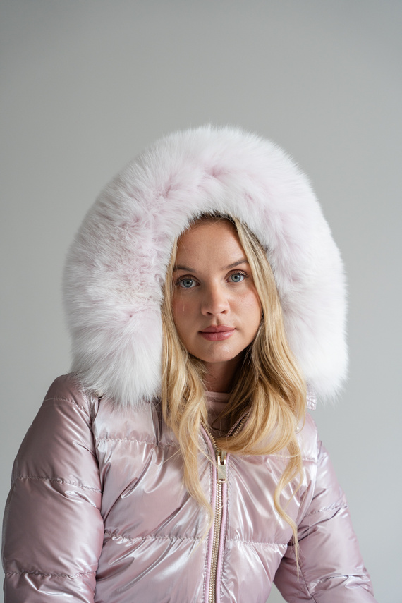 Ekskluzywna włoska kurtka puchowa marki Flo&Clo z futrzanym kapturem 