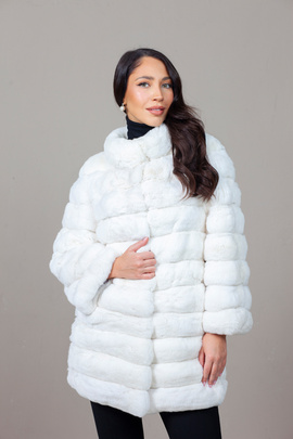 Białe futro z szynszyli naturalnych