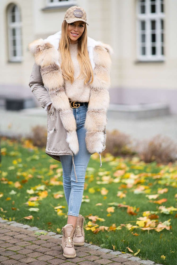 Beżowa parka z obszyciem z białej norki i lisa Gold Island