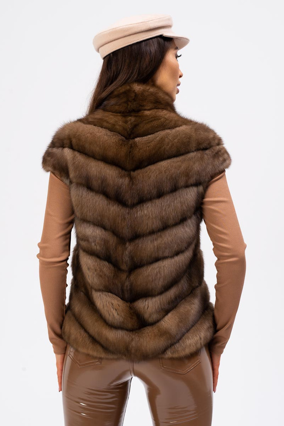 Brązowa kamizelka z naturalnego futra sobola Berguzinsky
