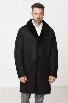 Czarny długi kożuch męski ze skór jagnięcych
