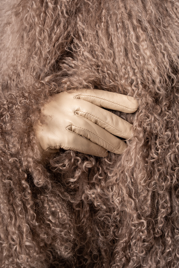 Brązowe futro z lamy