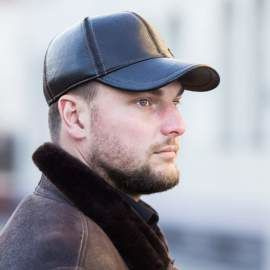 Czarna męska czapka skórzana z daszkiem