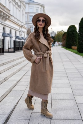 Beżowy dwustronny kożuch damski