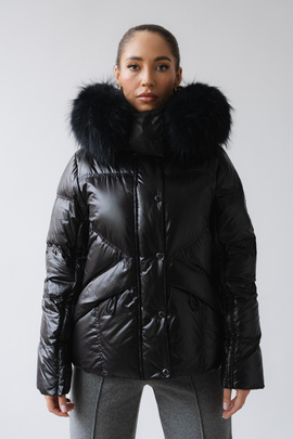 Czarna kurtka puchowa Ariana z kapturem