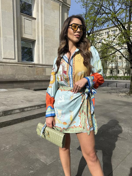 Wielobarwna sukienka w morski print Norah