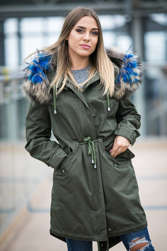 Obszycie na kaptur z naturalnego futra z jenota.