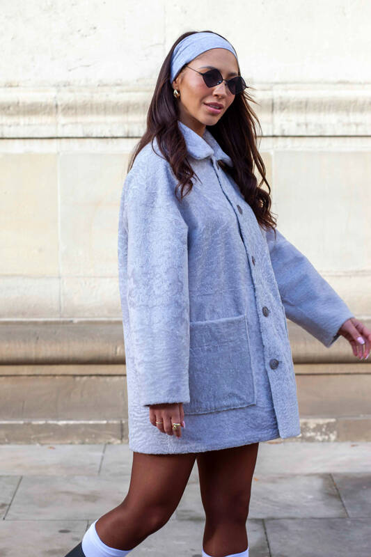 Szary dwustronny kożuch  Arina ze skór merino