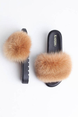 Brązowe (cappuccino) klapki skórzane z naturalnym futrem z lisa