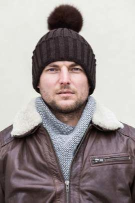 Męska czapka wełniana z pomponem z naturalnego lisa
