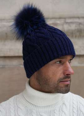 Granatowa męska czapka wełniana z pomponem z naturalnego futra  lisa piesaka