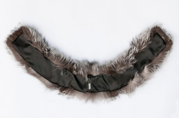 Futrzane obszycie na kaptur z lisa srebrnego naturalnego