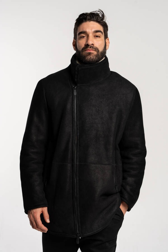 Czarny kożuch męski ze skór jagnięcych