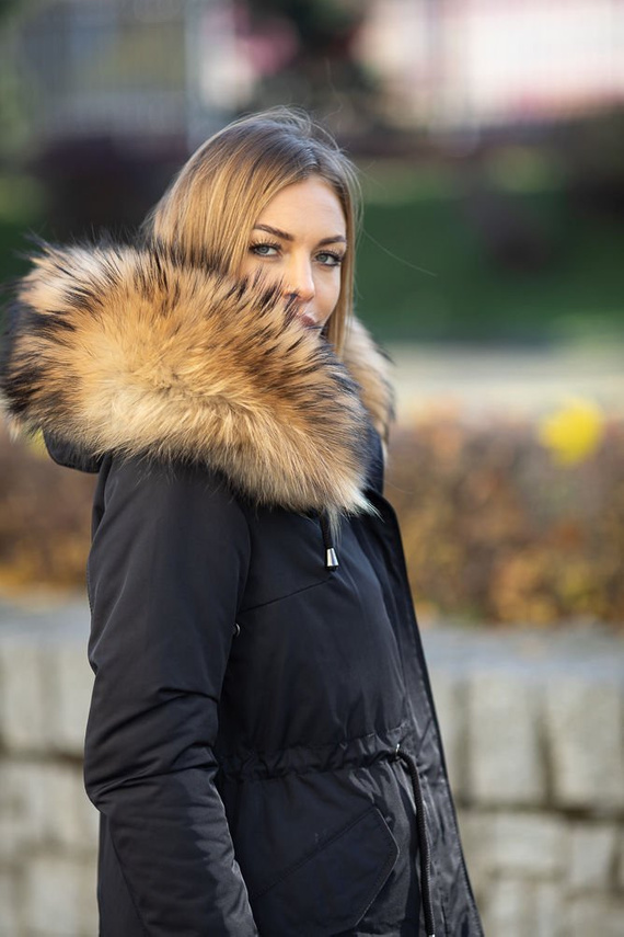 Futrzane obszycie na kaptur z jenota naturalnego fińskiego