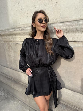 Czarna sukienka Norah z bufiastym rękawem