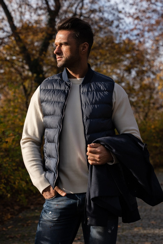 Granatowa kurta z kaszmiru z kamizelką 