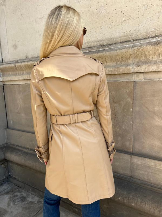 Beżowy płaszcz Bella z naturalnej skóry 