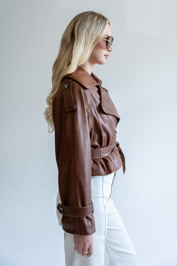 Brązowy krótki trench z naturalnej skóry 