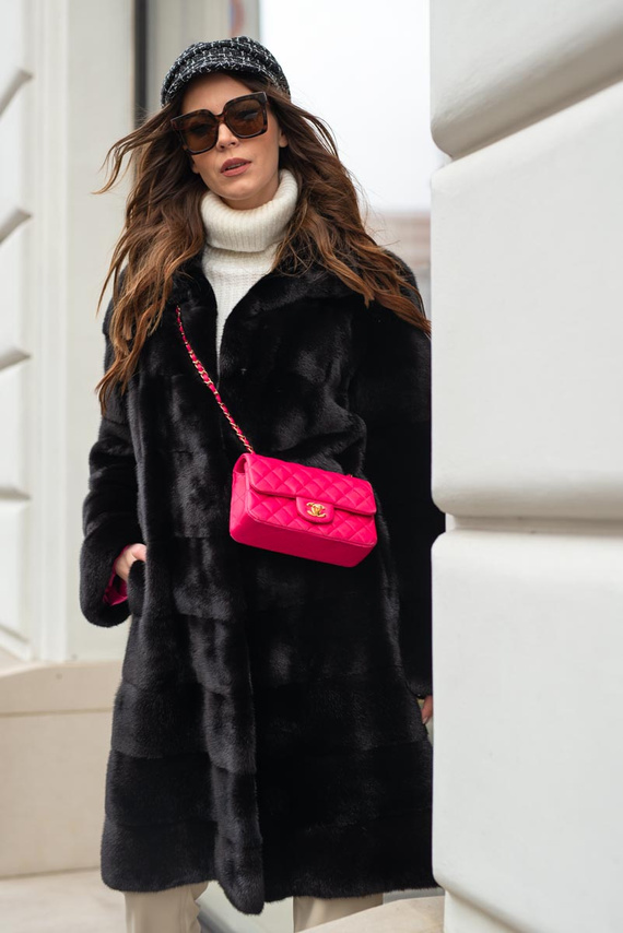 Czarne długie futro z norek naturalnych Blackglama