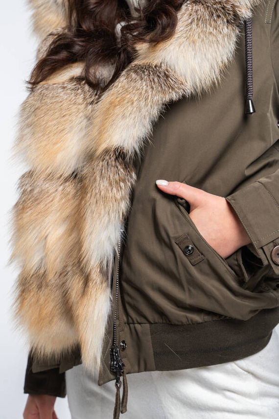 Bomberka khaki obszyta futrem lisa gold island