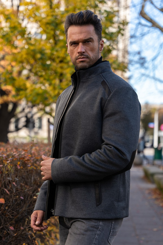 Szara kaszmirowa kurtka ocieplana kożuchem