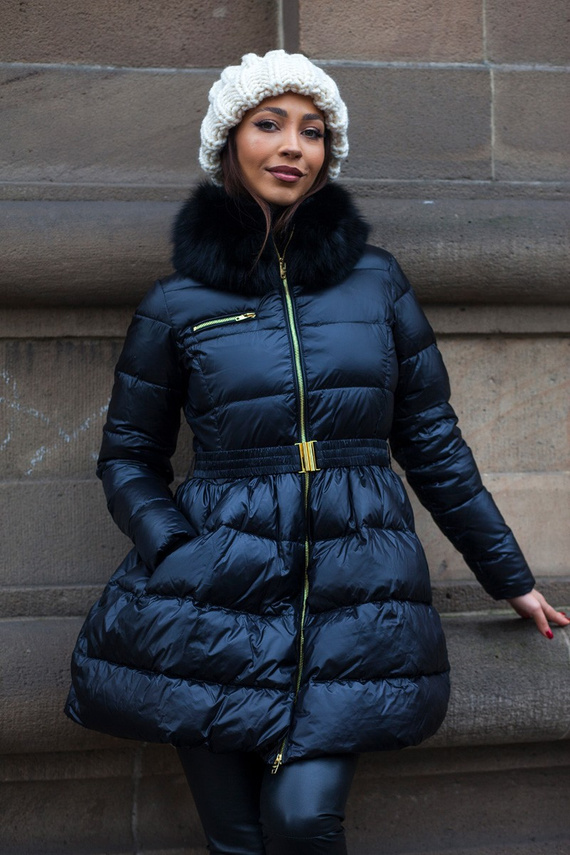 Czarny płaszczyk puchowy Anastasia